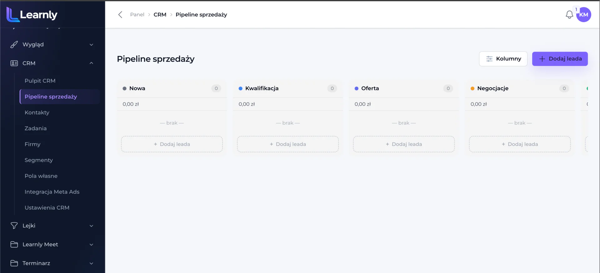 Panel Learnly: pipeline sprzedaży CRM z etapami i wartością leadów